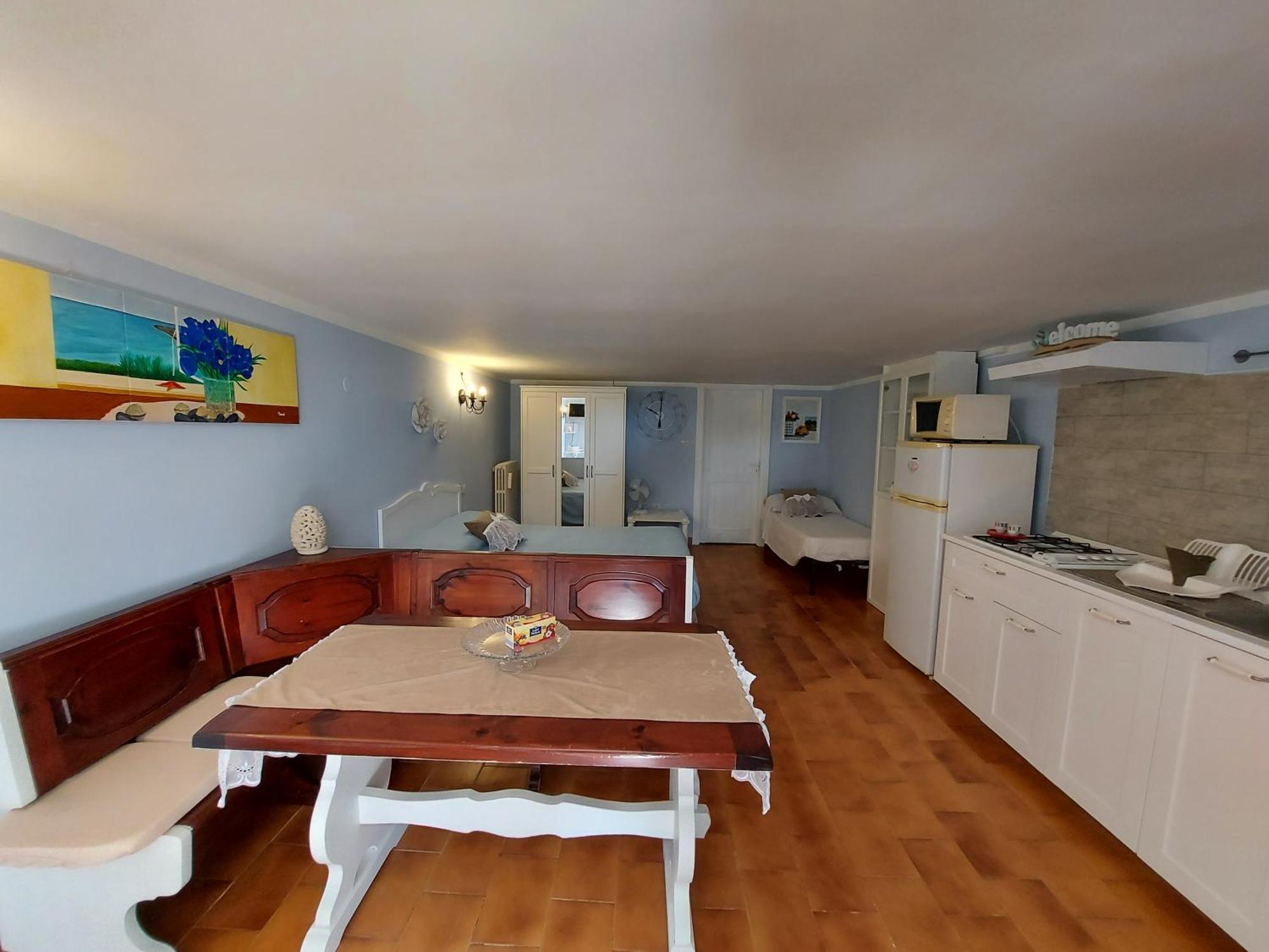Casa Vacanza Fiori Di Maggio Pulsano Exteriör bild
